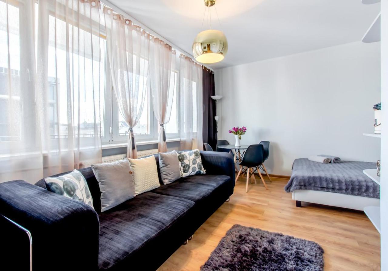 Butas Clicktheflat Golden Terraces